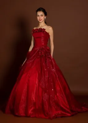 ---Burgundy wedding dress and romantic ceremony dress in organza, with a straight neckline decorated with fabric flowers--