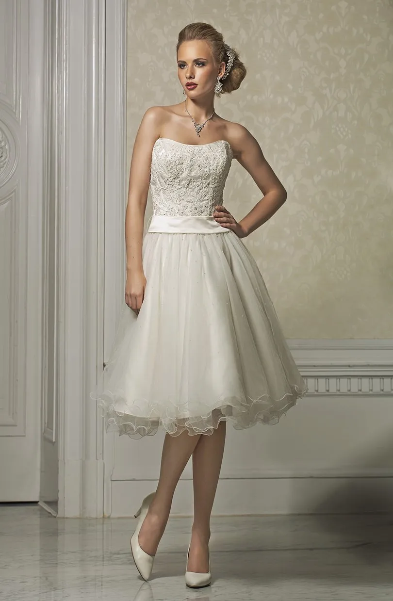 ---Catalog 2021 short wedding dress made of satin with lace appliqués and sparkles--