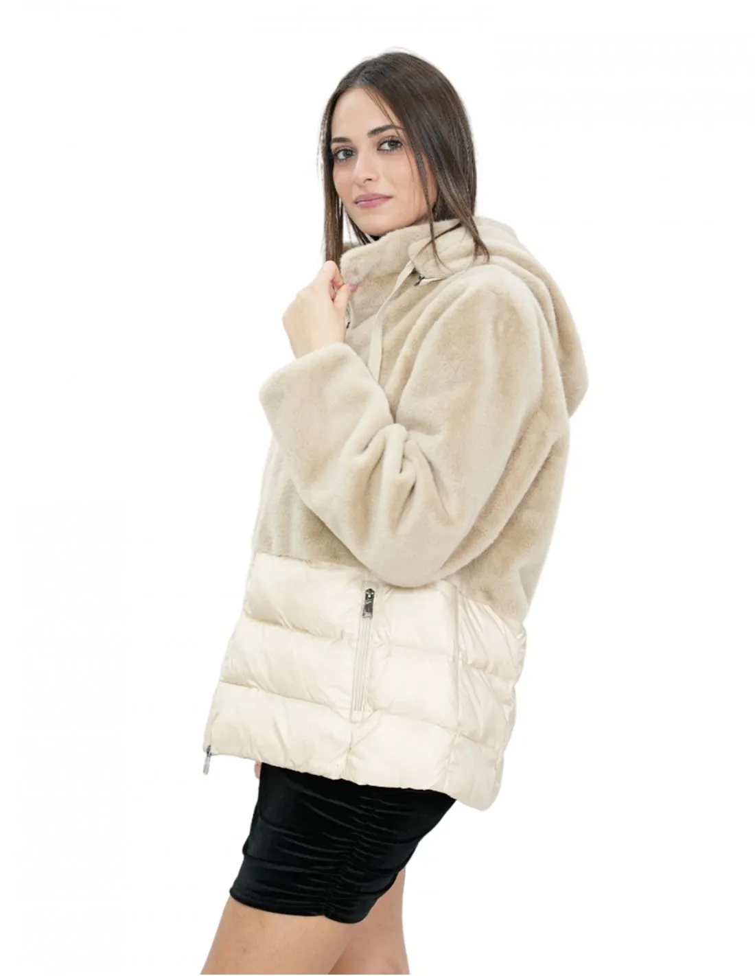 Giacca piumino con pelliccia montone beige 54 con cappuccio chiusura zip tasche esterne 