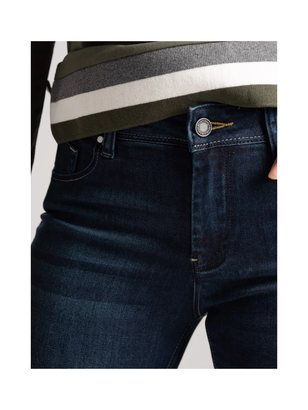 Jeans Donna stretch con spacco sul fondo