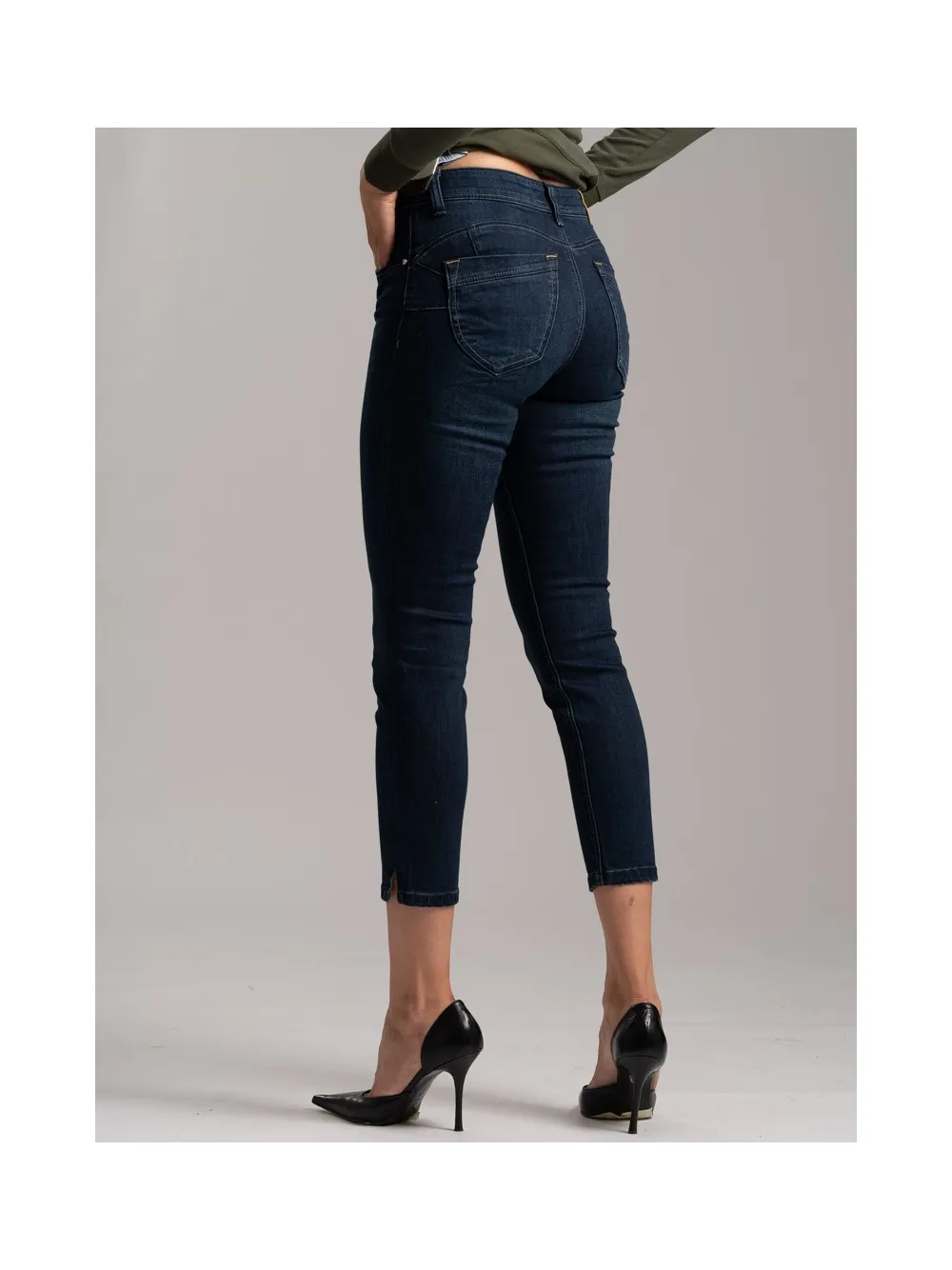 Jeans Donna stretch con spacco sul fondo