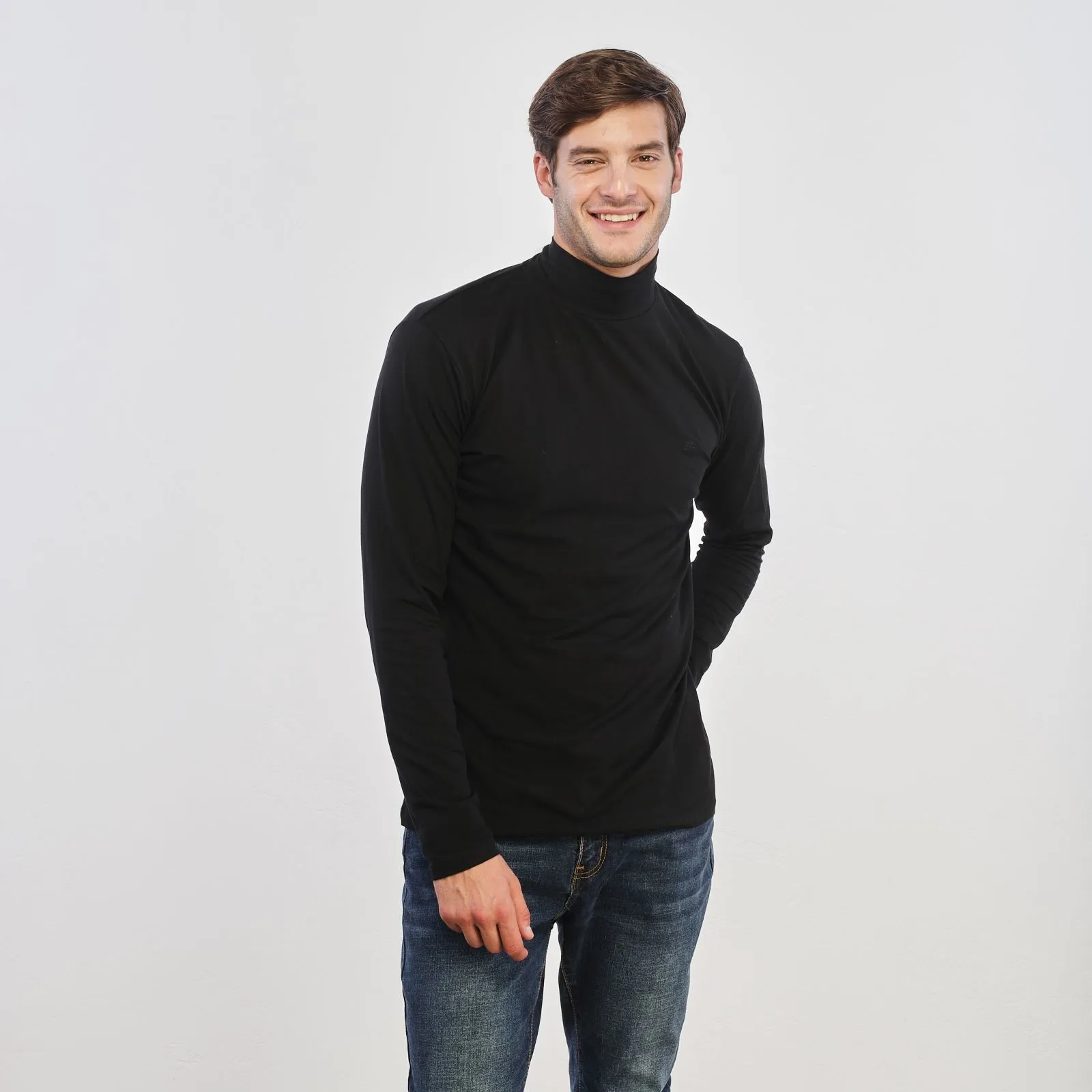 Maglia lupetto nera con logo