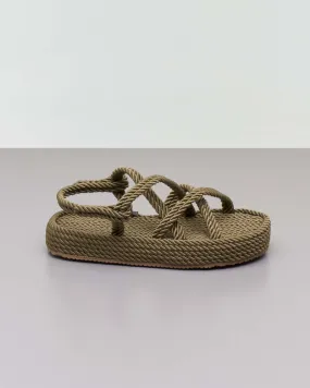 Sandali color khaki in corda intrecciata con suola alta e doppie fascette incrociate