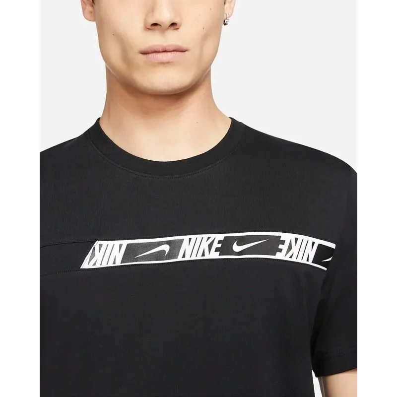 T-shirt  Nike Repeat Uomo